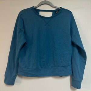 Nike open back long sleeve sweatshirt